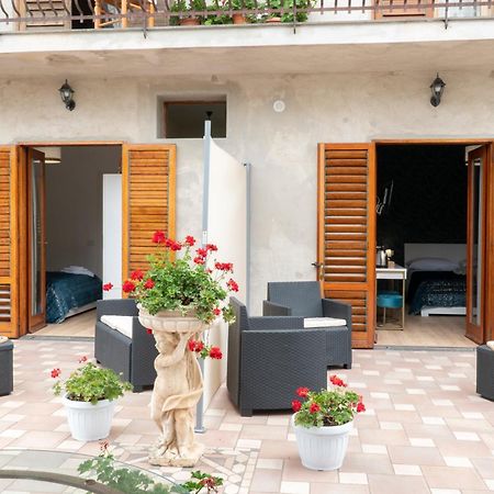 فيكو إيكوينس B&B La Piana المظهر الخارجي الصورة