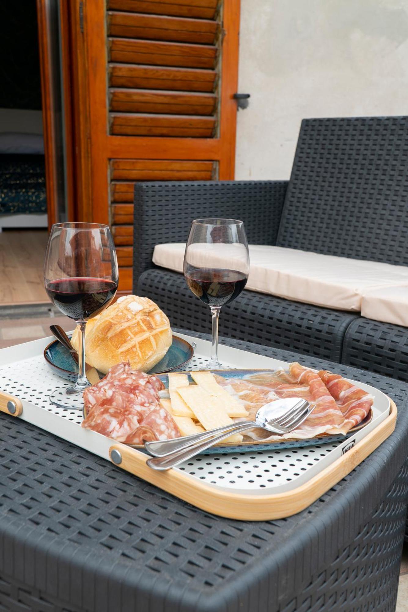 فيكو إيكوينس B&B La Piana المظهر الخارجي الصورة